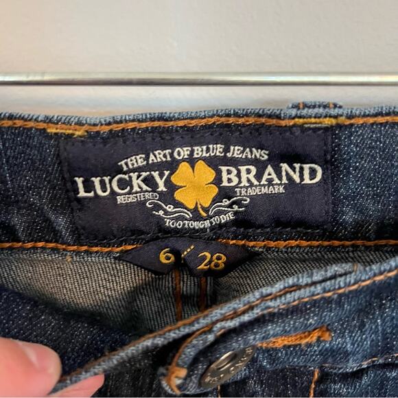 Lucky Brand Sweet N Crop Jeans Size 6 / 28 - Picture 3 of 7
